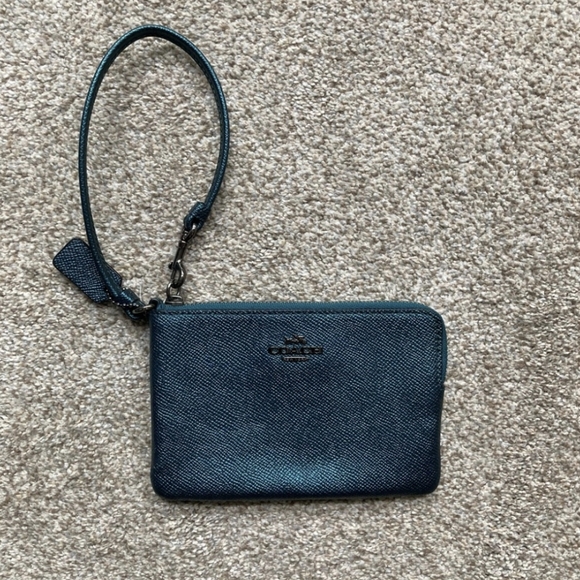 SOLD Coach Metallic Teal Glitter Crossgrain Leather Wristlet Peacock Saffiano - Picture 3 of 6